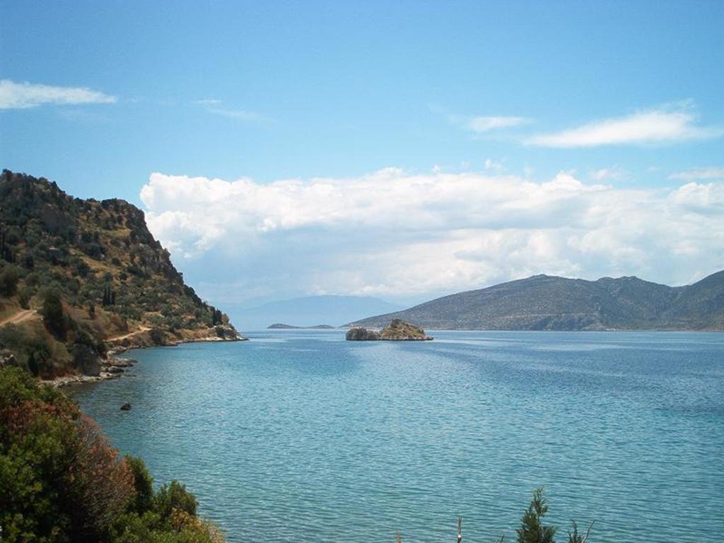 Hotel Iridanos Antikyra Zewnętrze zdjęcie