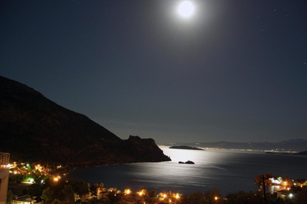 Hotel Iridanos Antikyra Zewnętrze zdjęcie