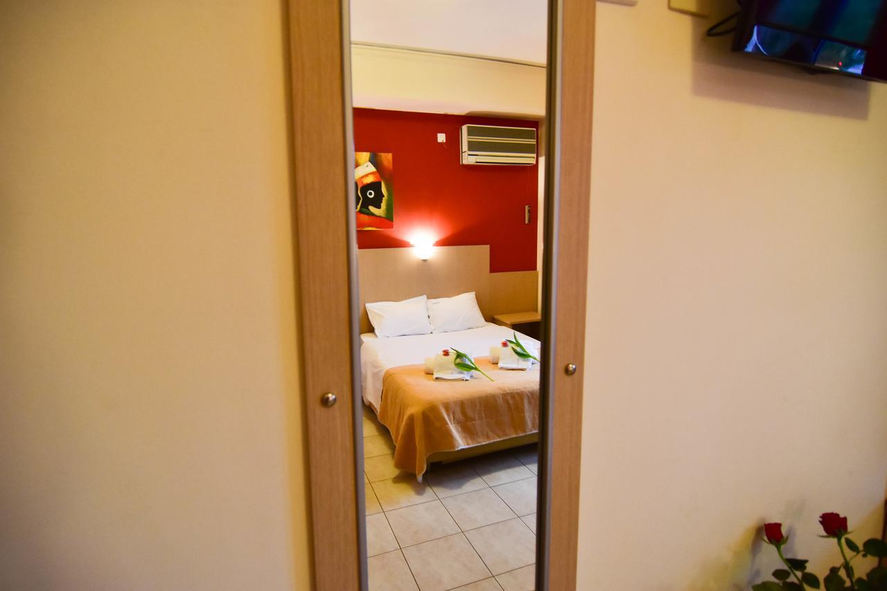 Hotel Iridanos Antikyra Zewnętrze zdjęcie